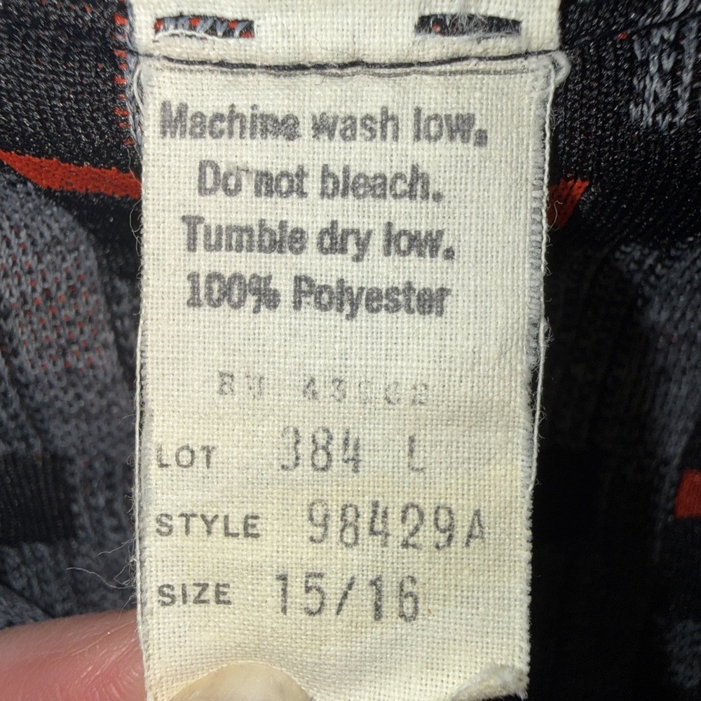 Vintage Women's 2 Button Blazer Jacket Polyester Gray Black Red Design 15/16 - Picture 6 of 13